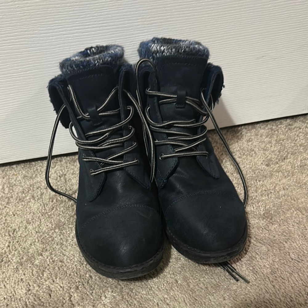 Navy CLIFFS BY WHITE MOUNTAIN Women's Duena Hiking Style Boot